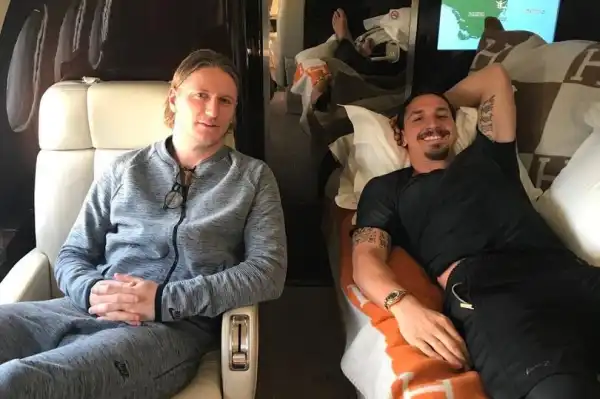Zlatan Ibrahimovic Spotted On A Private Jet As He Recovers From His Knee Surgery. Photos